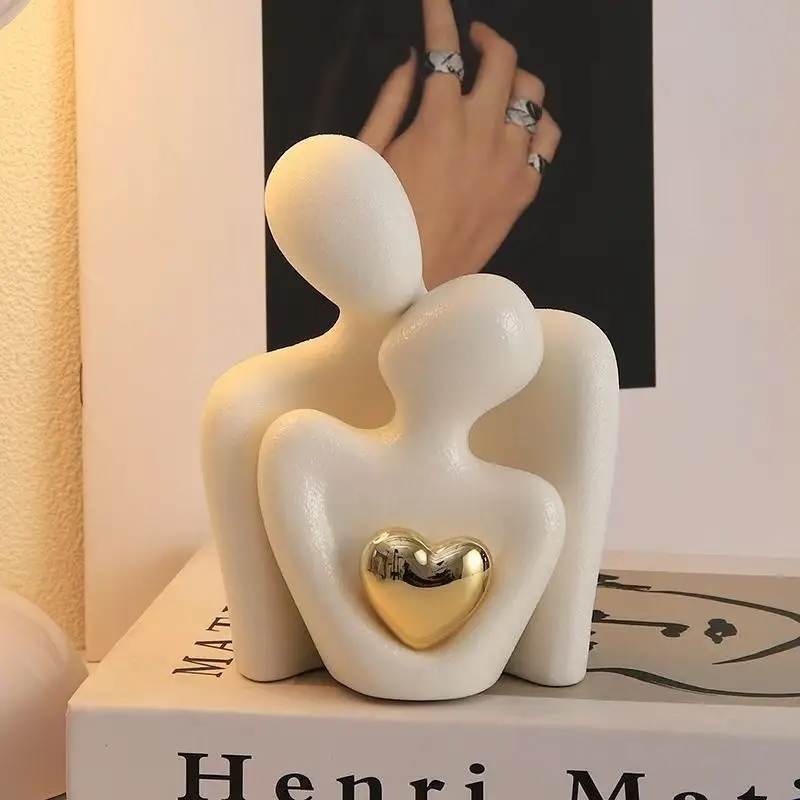 Newton Cradle Large - 1Pc Romantic Love Embrace Statue Ornament